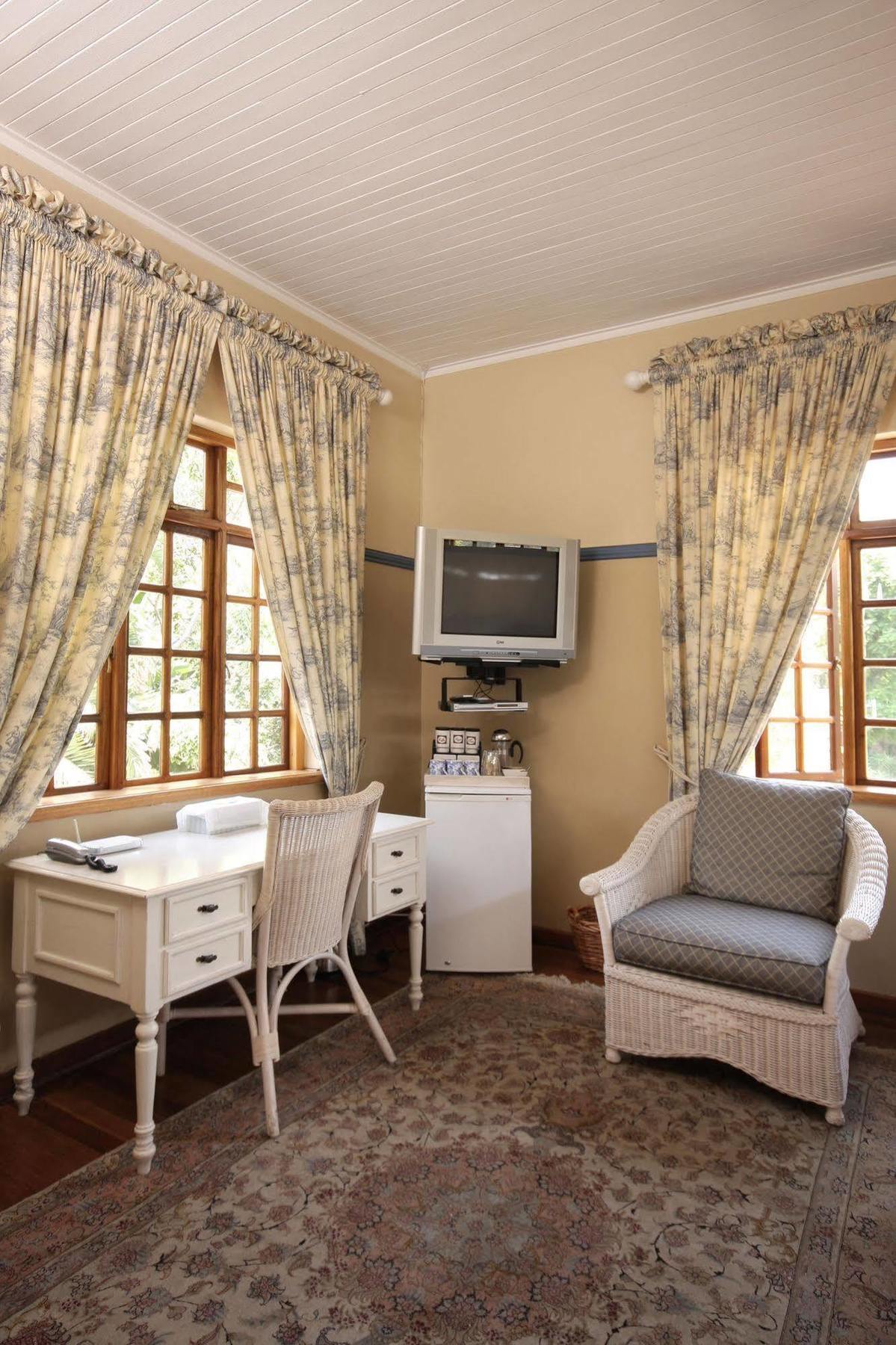 Shani Guest House Brooklyn  Exterior photo